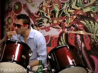 Deboshree - Remix (Life Ki Toh Lag Gayi)(Video Song)(www.krazywap.mobi) - (MP4 640x360)