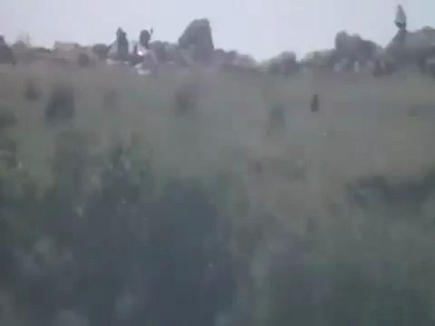 فري برس حمص الحولة قصف عصابات الأسد للحولة قبل صلاة الجمعة 27 4 2012 Homs