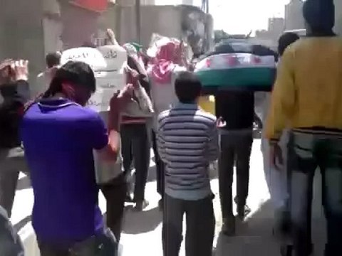 فري برس حلب حي المرجة جمعة أتى أمر الله فلا تستعجلوه 27 4 2012 Aleppo