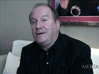 « Le roman est une forme d'art incroyablement libre »