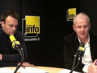 Microsoft face à Apple: un match en cinq sets