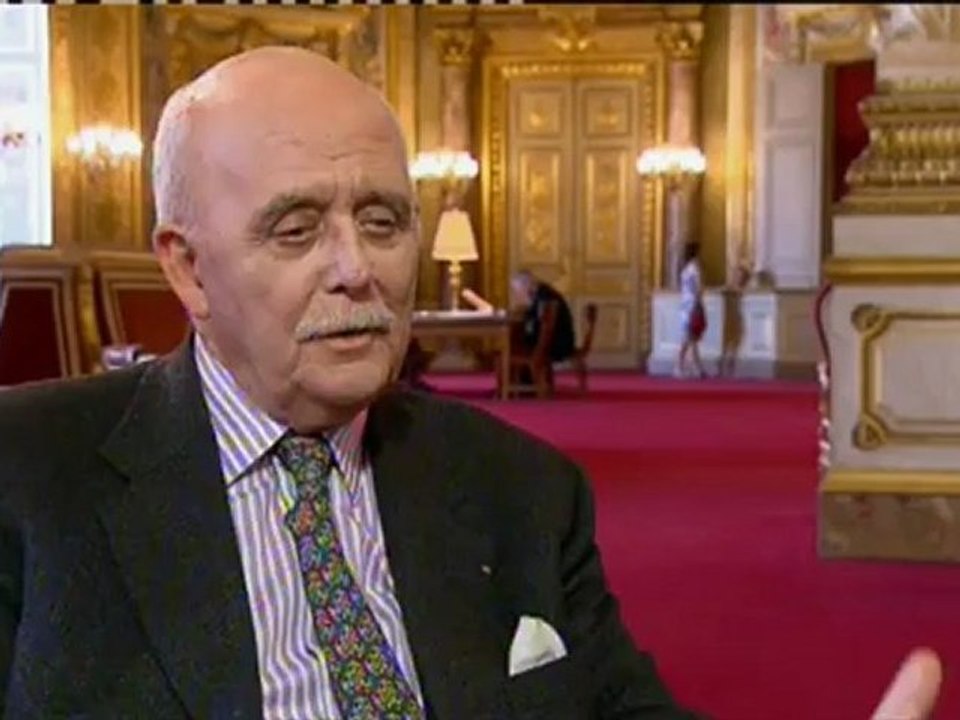 Français par le sang versé, histoire d'une loi