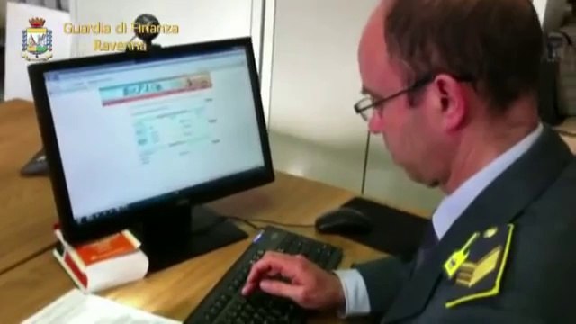 Reggio Calabria - Scoperti dalla Gdf 2000 evasori totali (27.04.12)