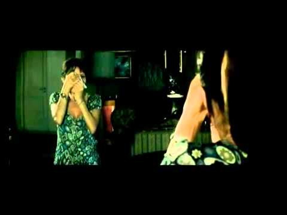 Napoli - Non Nasconderti - Spot contro la violenza sulle donne (27.04.12)