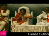 Bal Thackeray Releases Lata Mangeshkar's Album