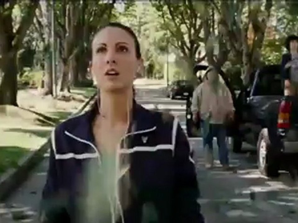 Rise of the Planet of the Apes (trailer)
