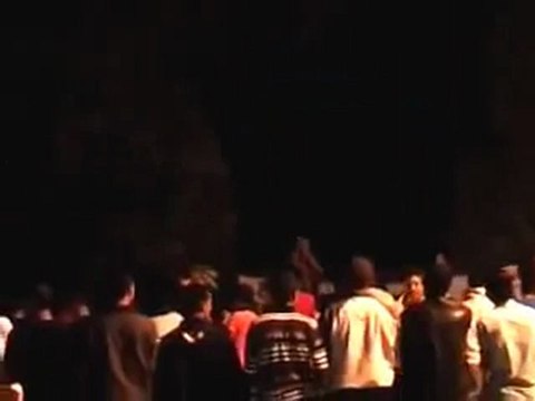 فري برس درعا المحطة مسائية أحرار حي السحاري 27 4 2012 ج2 Daraa