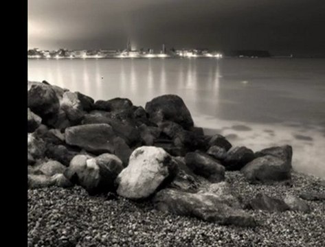 Hüseyin Yıldırım Kayanın Dibinde