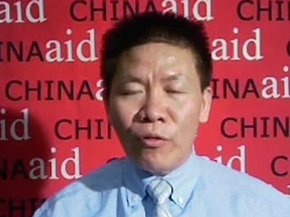 China dissident 'at U.S. embassy'