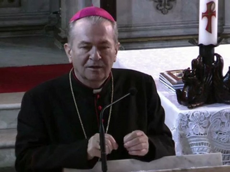 Întâlnirea tinerilor cu ÎPS Ioan Robu. Cateheza