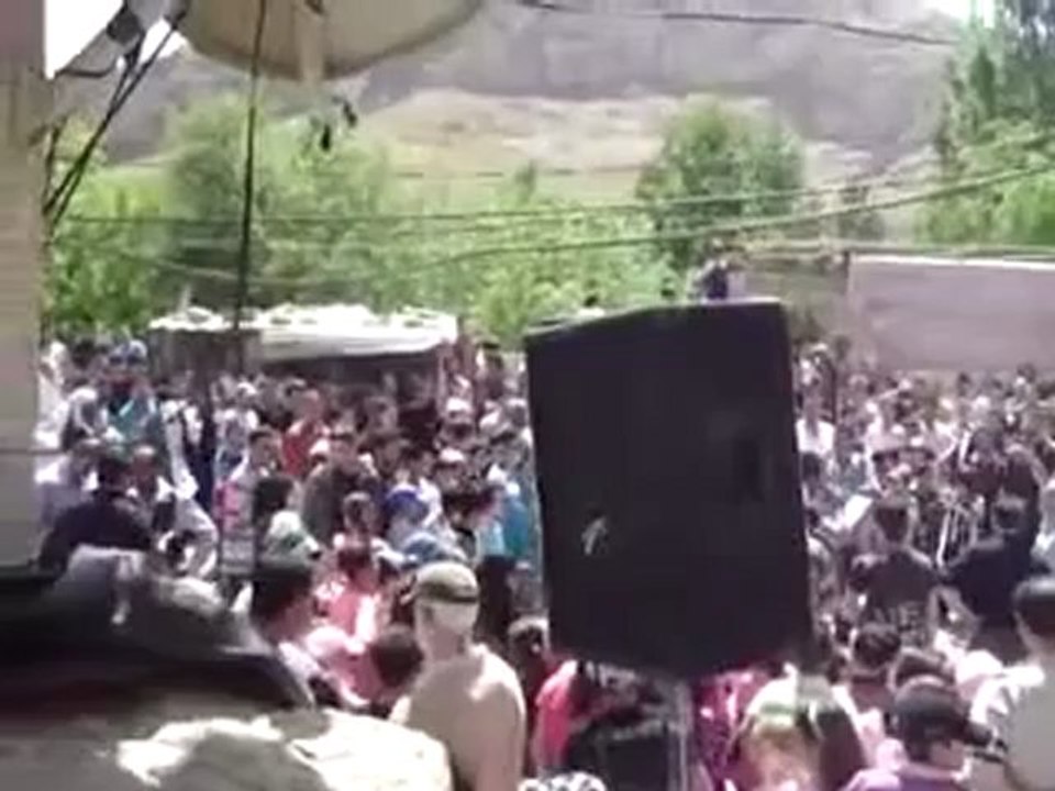 فري برس ريف دمشق وادي بردى بسيمة  جمعة  آتى أمر الله فلا تستعجلوه 27 4 2012 ج3 Damascus