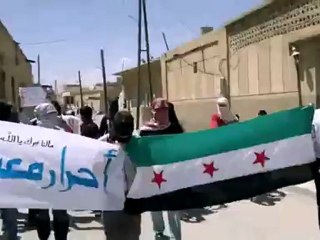 فري برس ريف دمشق مظاهرة في معضمية القلمون  أتى نصر الله فلا تستعجلوه 27 4 2012 ج5 Damascus