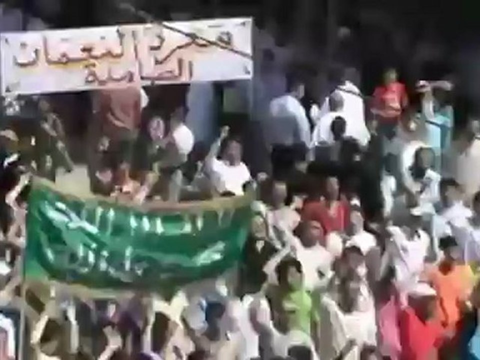 فري برس ادلب معرة النعمان مظاهرة حاشدة في جمعة اتى امر الله فلا تستعجلوه 27 4 2012 Idlib