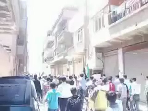 فري برس ريف دمشق داريا مظاهرة جامع المصطفى 27 4 2012 Damascus