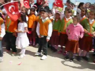 TAKINTI 23 Nisan Aydilge Melisa Gizem Akgün