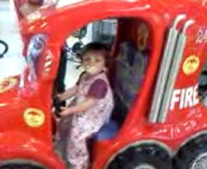 Toujours Lou-Anne en voiture