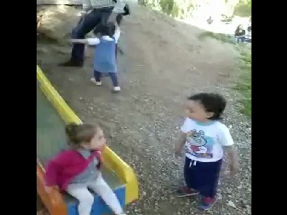 Devrim Yine Gezmelerde - 28.04.2012