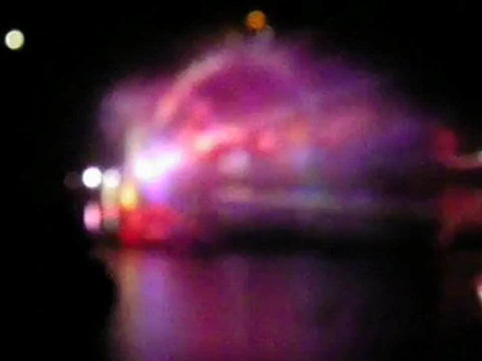 Spectacle nocturne Son et Lumière Futuroscope ' le mystère de la note bleue'