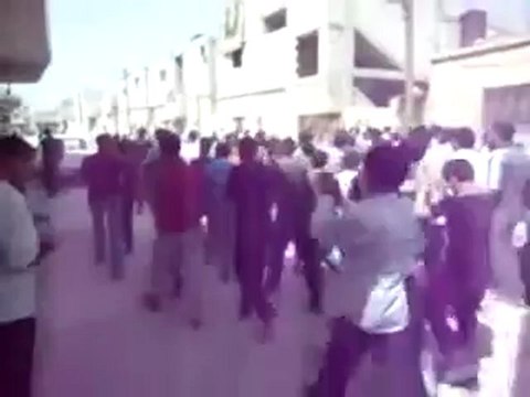 فري برس ريف دمشق أبناء الجولان جزء من المظاهرة بعد التشييع 28 4 2012 Damascus