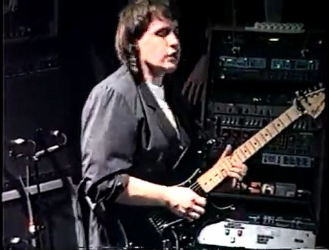 Marillion- Rare Footage 1992- Hotel Hobbies/Warm Wet Circle/That Time of the Night Live 1992