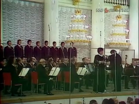 Майя Кристалинская_Опустела без тебя земля