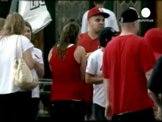 USA: crolla tendone, decine di feriti