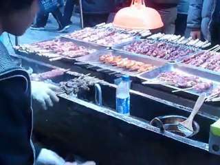 CHINE - A Xian, préparation de notre repas !