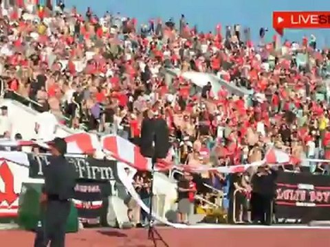 Играчите на ЦСКА с транспарант за Сектор Г преди Вечното дерби