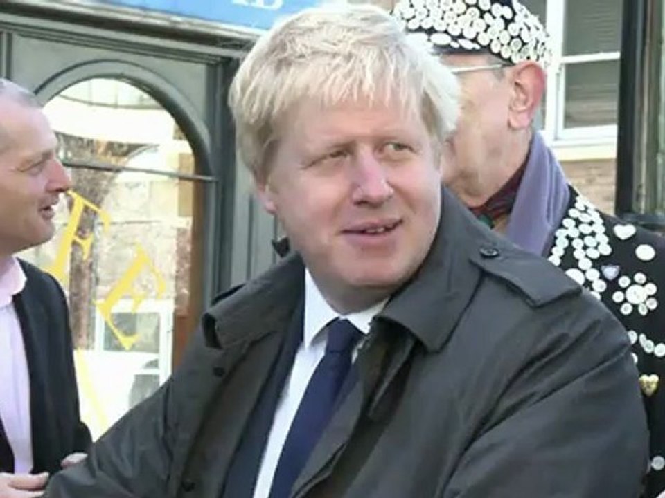 Political expert calls London mayor poll 'flat'