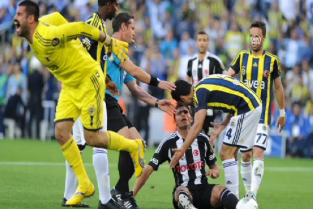 Beşiktaş attı, Fenerbahçe kazandı