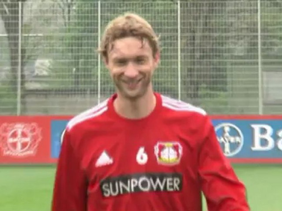 Bayer international dabei, Rolfes ist erleichtert