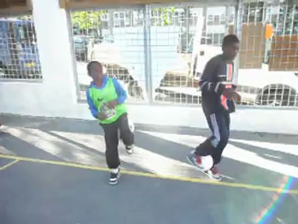 foot freestyle duo las et will prodige team challenge fondation PSG part 1