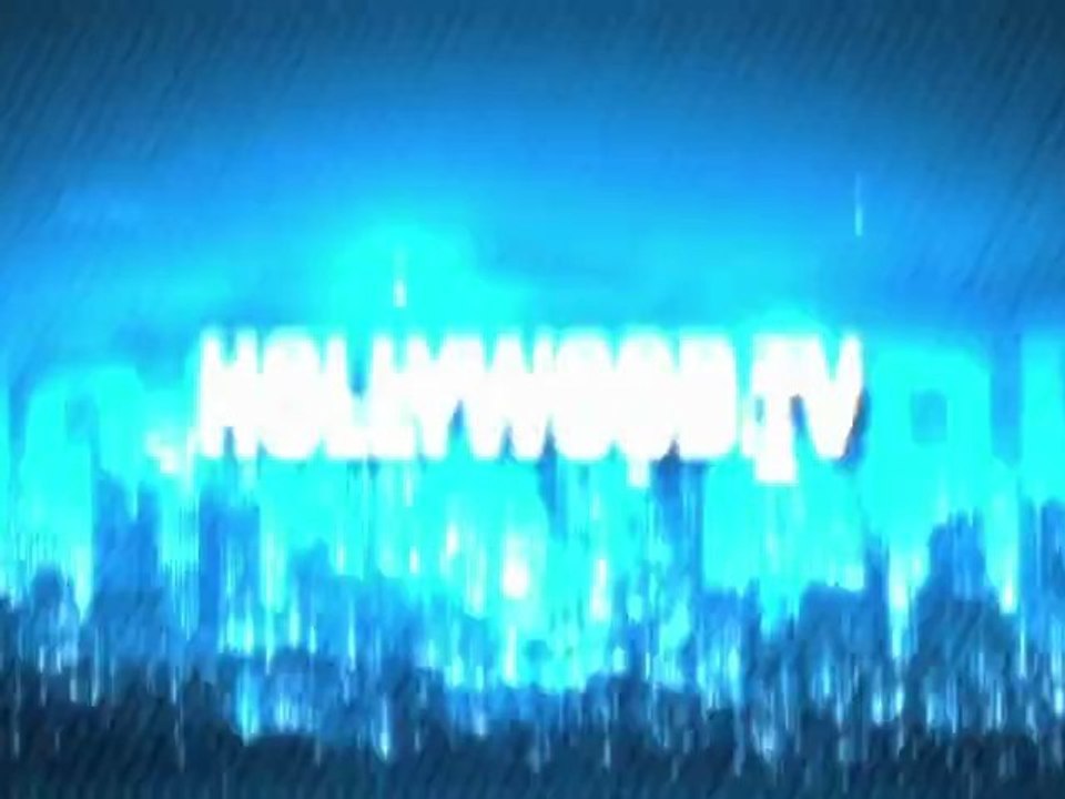 Jessica Alba shopping in Beverly Hills