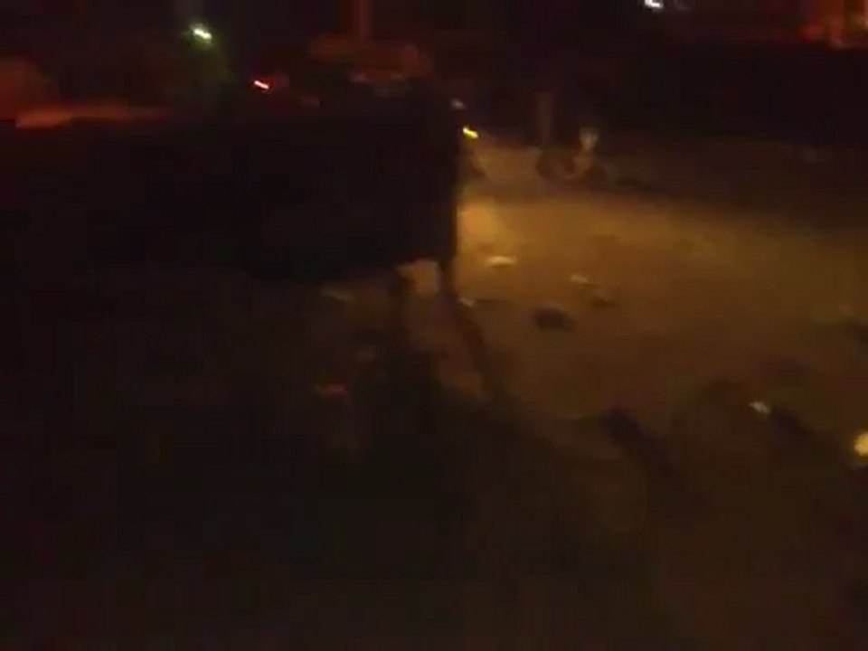 فري برس حماة المحتلة حي الكرامة  مكان الانفجار ليلا28 04 2012 Hama