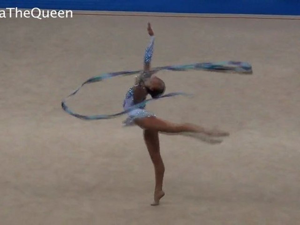 Viktoria Bogdanova 2012 WC Pesaro AA ribbon