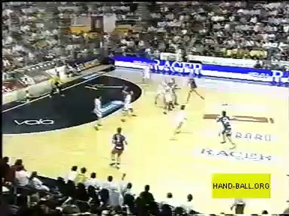 Handball - Roucoulob Ivano Balic avec San Antonio