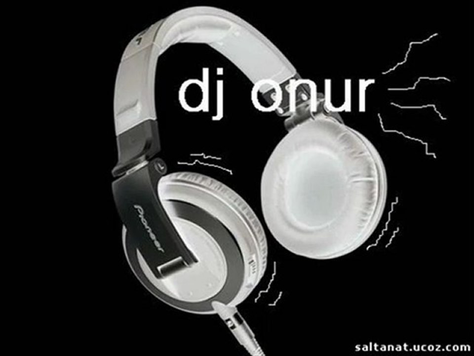 Dj Onur vs.Turkish Megamix - 2011  ( WWw.SesLiSiYaH.CoM,WWw.SesLiSiYaH.CoM,WWw.SesLiSiYaH.CoM,WWw.SesLiSiYaH.CoM,)