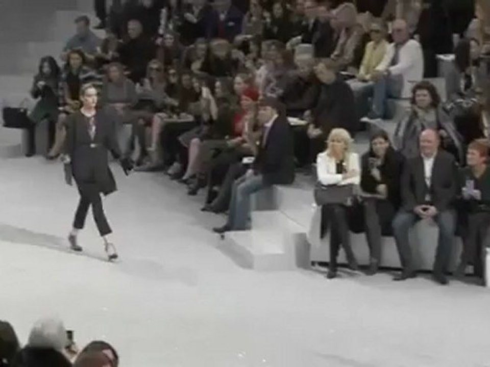 Chanel Fashion show / Vanessa Modely