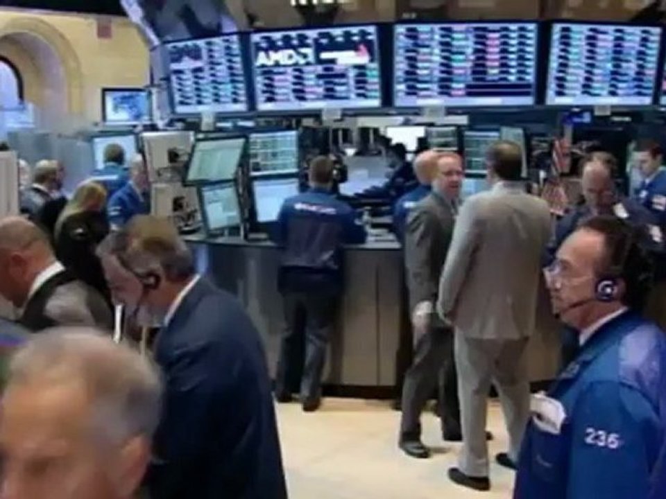 DJIA: Wall Street Opens Slightly Lower, Spain Sinks into a Recession in Q1