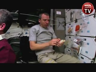 Uzayda yemek nasıl yenir