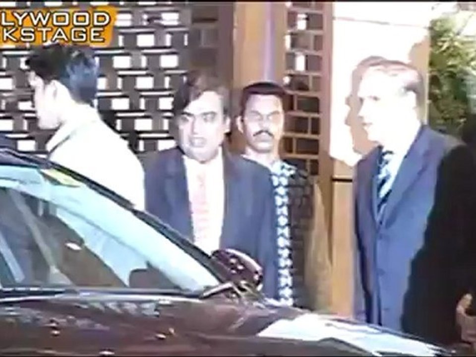 FAT Aishwarya Rai attends Mukesh Ambani party for UN general