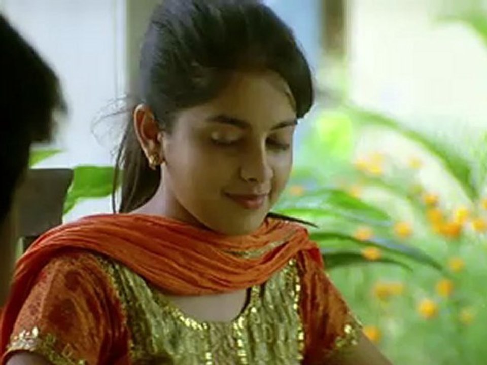 Tum Mile 90 Sec Trailer By Gayatri Ganjawala From New Bollywood Movie Yeh Khula Aasmaan HD