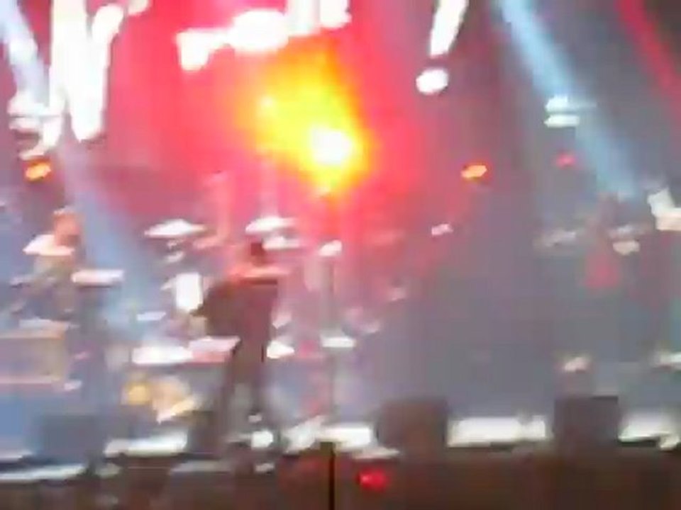 Mathias Malzieu tombe la chemise au Printemps de Bourges 2012