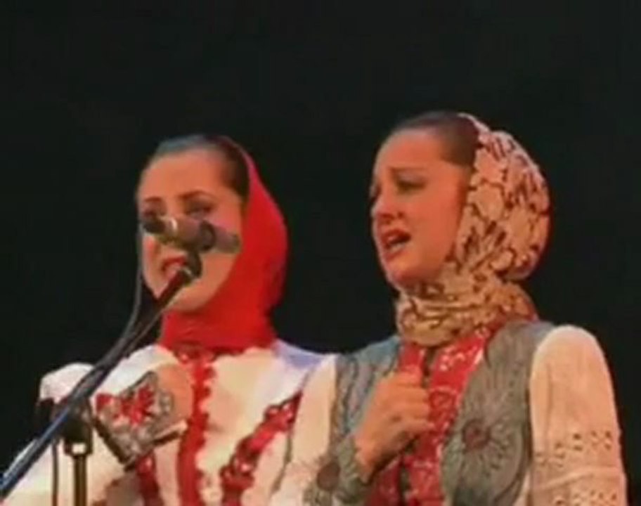 Русские рубят русских