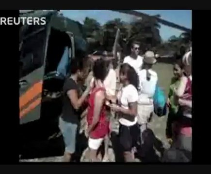 Miley Cyrus & Liam Hemsworth Vacationing in Costa Rica - Rude Fan Calls Miley An Asshole 12/21/11