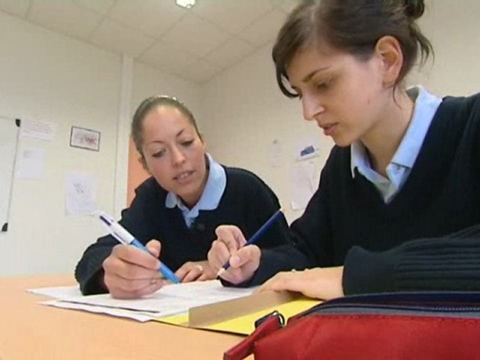 L'ECOLE DE LA DERNIERE CHANCE (VERSION COURTE)