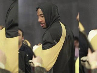 Amar'e Stoudemire Punches Fire Extinguisher, It Reacts on Twitter