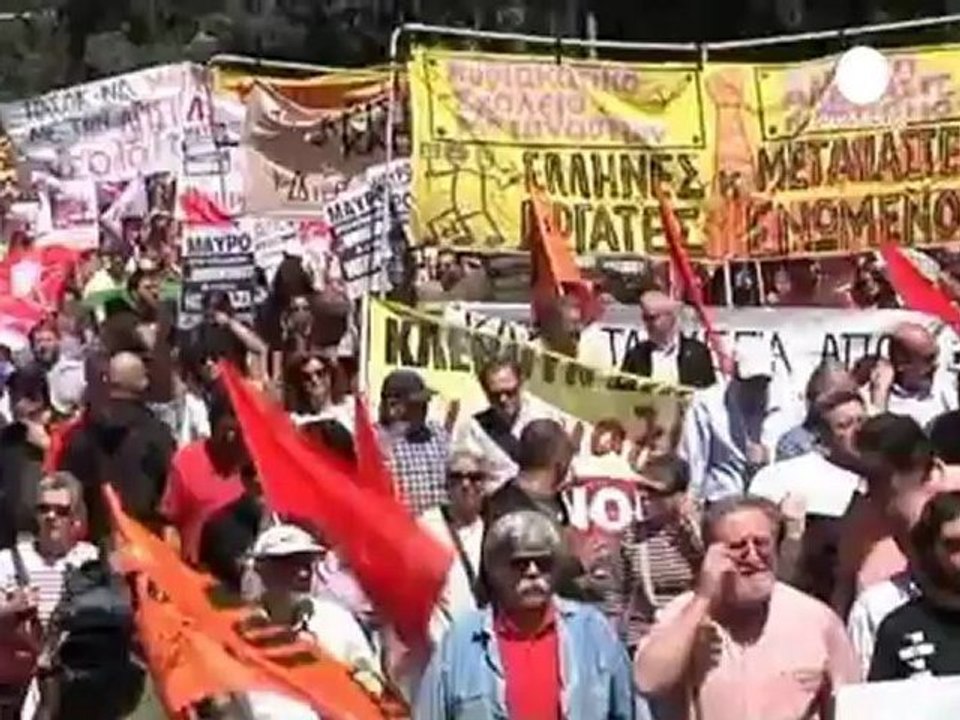 May Day: Greeks protest over austerity measures