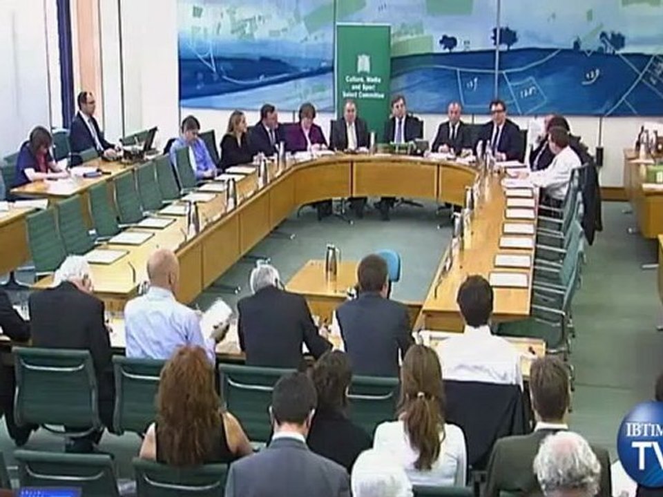 BSkyB Shares up Despite MPs Declaring Rupert Murdoch 'Not a Fit' Owner