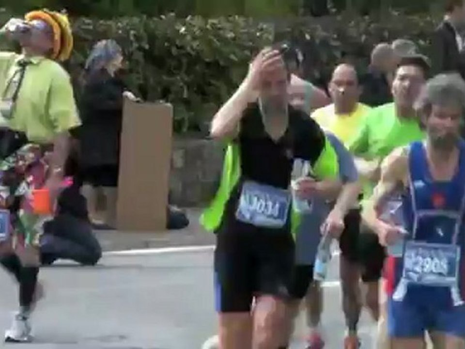 Passage des 20 km de Maroilles 2012 à Grand-Fayt